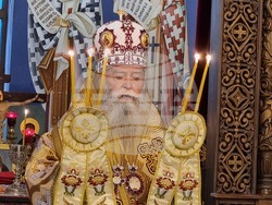 Ловеч - храм „Св. св. Кирил и Методий“ - Рождество Христово - света литургия