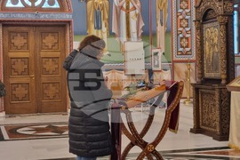 Ловеч - храм „Св. св. Кирил и Методий“ - Рождество Христово - света литургия