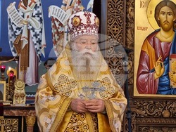 Ловеч - храм „Св. св. Кирил и Методий“ - Рождество Христово - света литургия