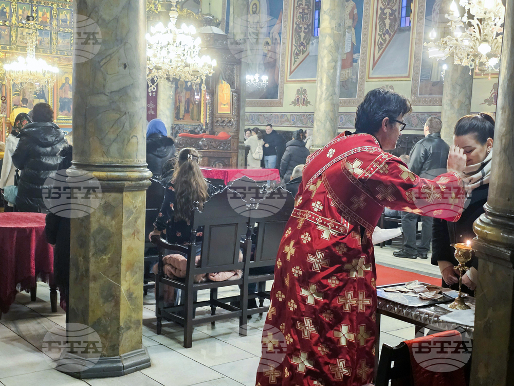 Русе - храм „Света Троица” - митрополит Наум - Рождество Христово