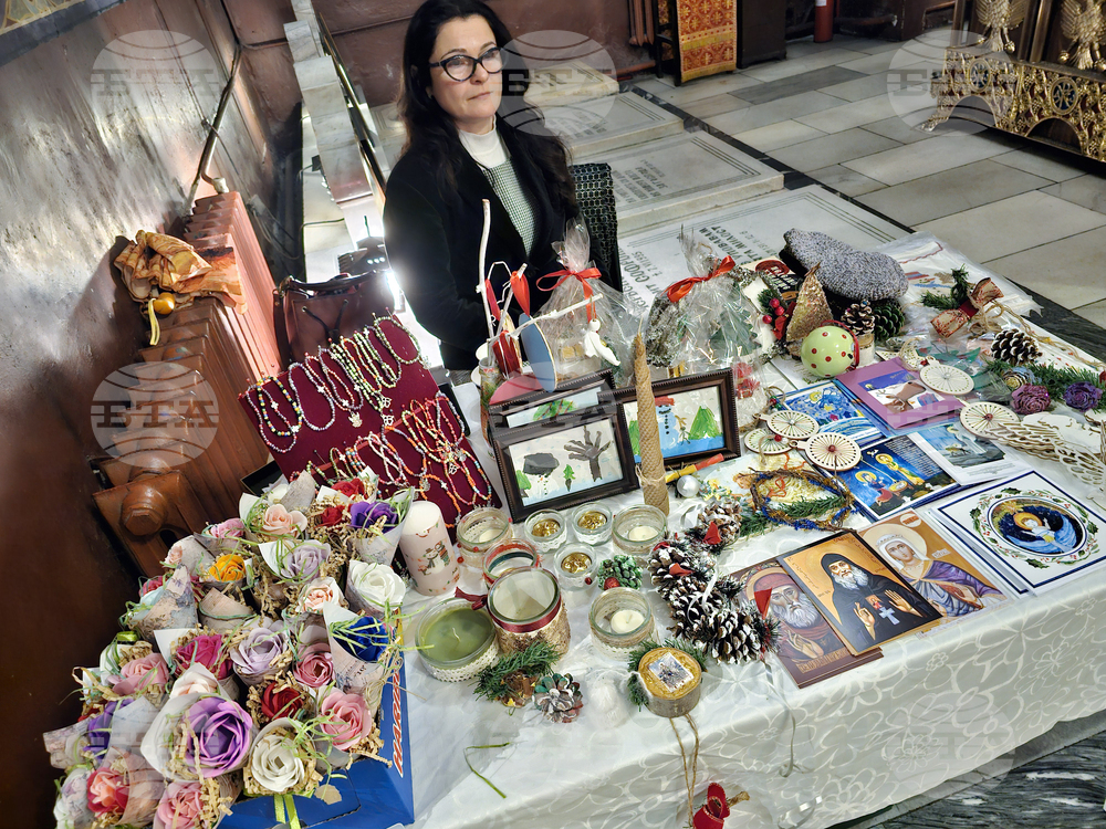 Русе - храм „Света Троица” - митрополит Наум - Рождество Христово