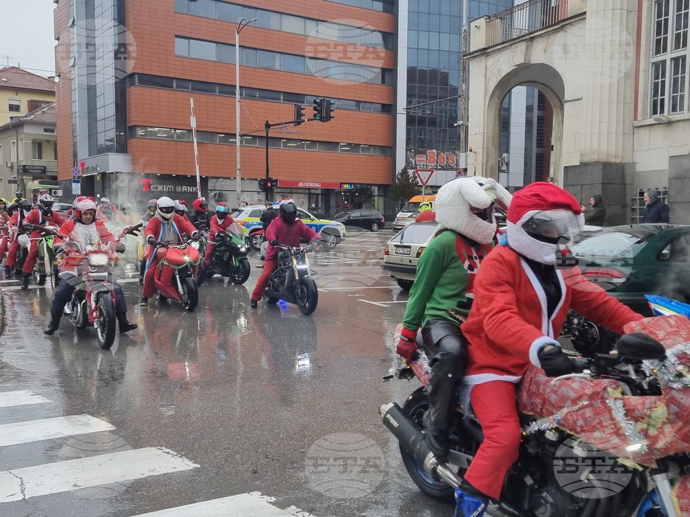 Плевен - "Мото Коледа" - празнично шествие