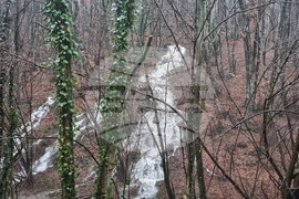 Село Стража - водопад - пълноводие