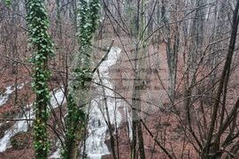 Село Стража - водопад - пълноводие