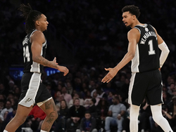 Spurs Knicks Basketball