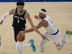 Spurs Knicks Basketball