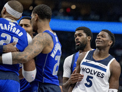 Timberwolves Mavericks Basketball