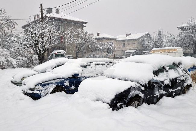 Snowfall Aftermath: Power Outages, Road Closures across Country