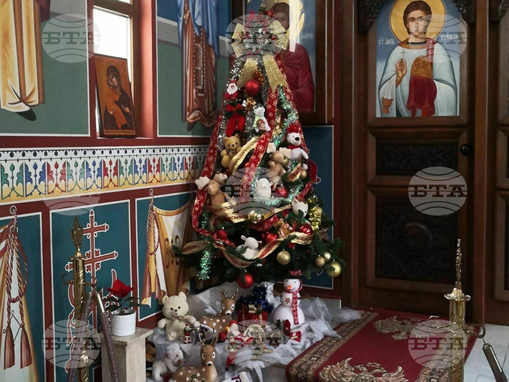Патриаршеска света литургия служи българският патриарх и Софийски митрополит Даниил в столичния храм "Рождество Христово"