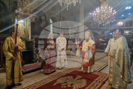 Разград - митрополит Наум - Рождество Христово - света литургия