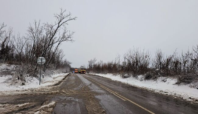 Обстановката в област Бургас е спокойна при зимни условия, на терен работят 33 машини