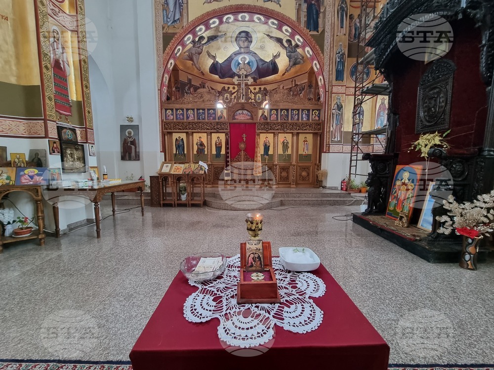 Брезник - храм "Св. Георги" - изложба