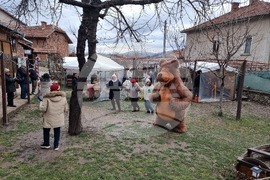 Село Раждавица - коледно село - занаяти