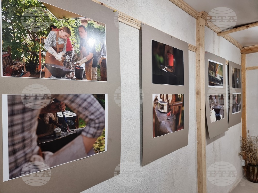 Село Раждавица - коледно село - занаяти