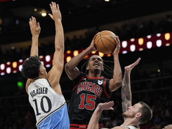 Bulls Hawks Basketball