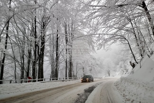 Пътищата в Монтанско са проходими, температурите са под нулата