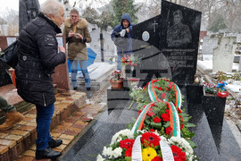 Русе - почит - офицерски кандидат Антон Петров