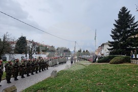 Карлово - български военнослужещи - почит