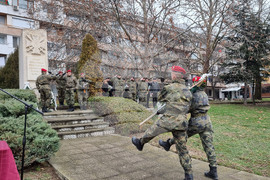 Карлово - български военнослужещи - почит