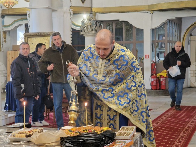 Хасково - църква „Успение на Пресвета Богородица“ - Стефановден