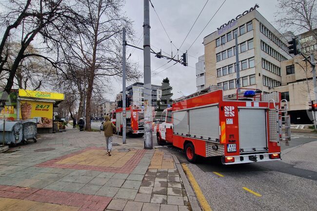 Общо 67 пожара са загасени в страната през изминалото денонощие