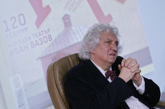 В днешно време списание ЛИК вкарва в диалог журналистиката и историята, каза доц. Георги Лозанов