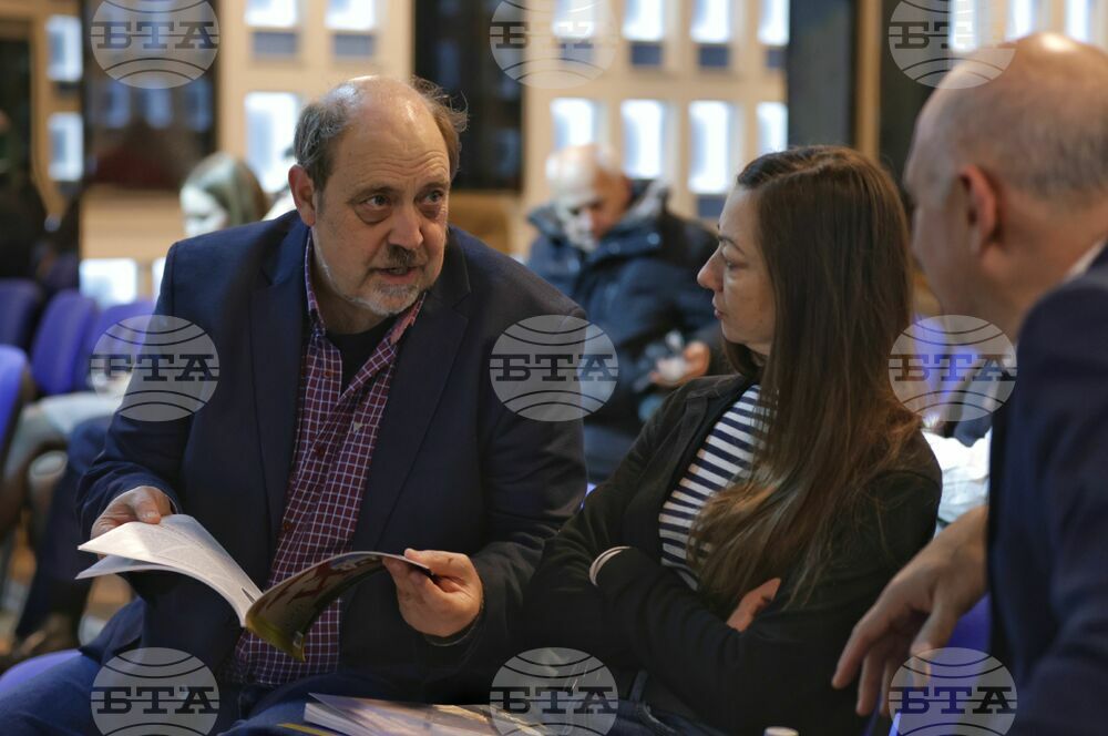 National Theatre's Future Lies in Maintaining Tradition and Engaging in International Dialogue, Critic Nikolai Yordanov Says