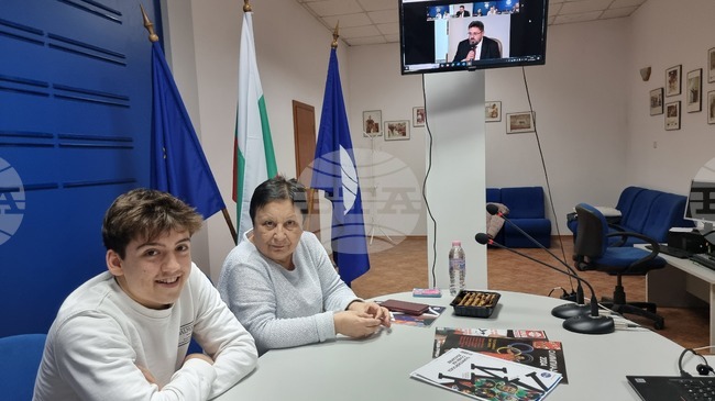 Национален пресклуб на БТА-Хасково - списание ЛИК - декемврийски брой - представяне