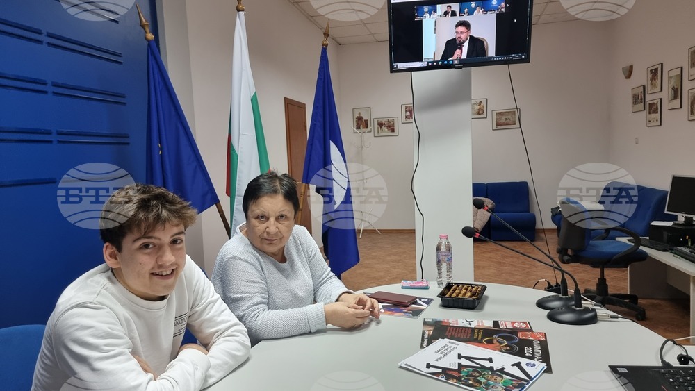Национален пресклуб на БТА-Хасково - списание ЛИК - декемврийски брой - представяне
