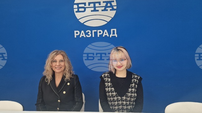 В годината на основаването на Народния театър в Разград се полагат основите на театралното изкуство 