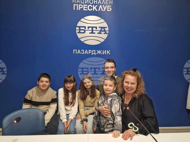 Да бъда ръководител на детска театрална школа е щастие, театърът е магия, каза актрисата Людмила Даскалова в Пазарджик