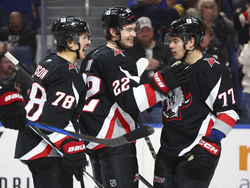 Blackhawks Sabres Hockey