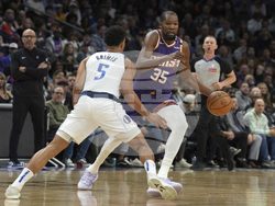 Mavericks Suns Basketball