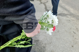 Кюстендил - поднасяне на цветя - пътен инцидент