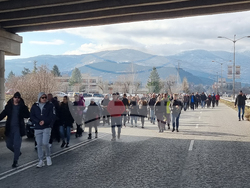 Кюстендил - поднасяне на цветя - пътен инцидент