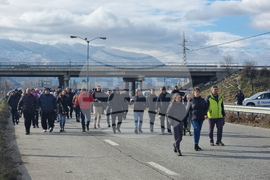 Кюстендил - поднасяне на цветя - пътен инцидент