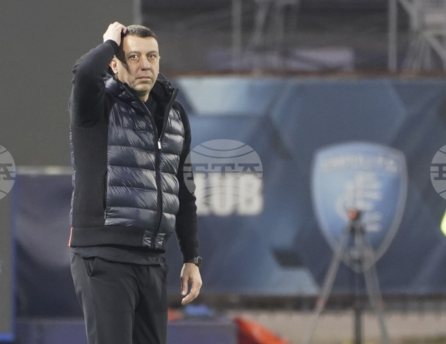 Торино уволни старши треньора Марко Барони и го замени с Роберто Д'Аверса