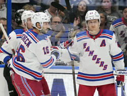 Rangers Lightning Hockey