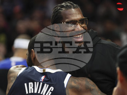 Mavericks Trail Blazers Basketball