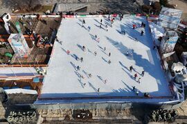 Ледена пързалка „Айс парк”