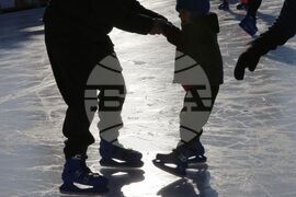 Ледена пързалка „Айс парк”