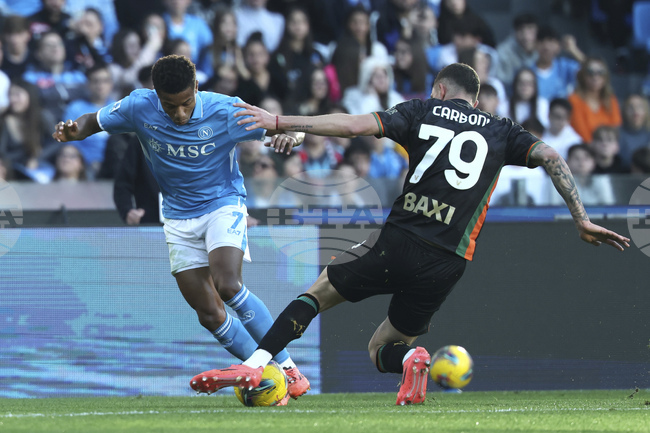 Резерва донесе трудна победа на Наполи срещу предпоследния Венеция в Серия А