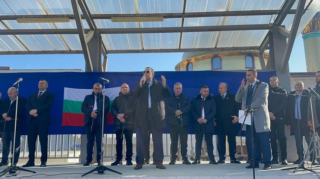 Чакъров от Брезница: Ние сме за редовно правителство. Но не какво да е правителство, зависимо от лични и олигархични интереси