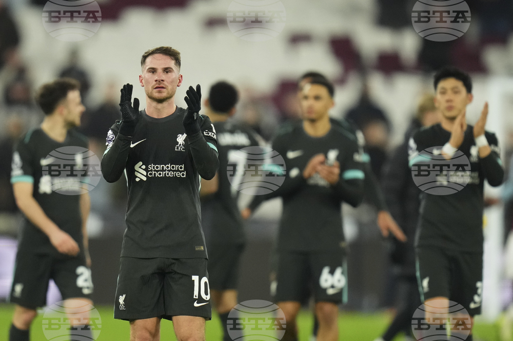 Стремежът към трофеи продължава да тегли Ливърпул напред, заяви халфът Алексис Мак Алистър след победата над Лил