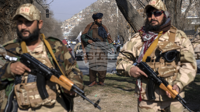 Четирима убити при сблъсъци между местни жители и служители на златодобивна компания в Северен Афганистан