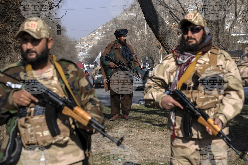 Четирима убити при сблъсъци между местни жители и служители на златодобивна компания в Северен Афганистан