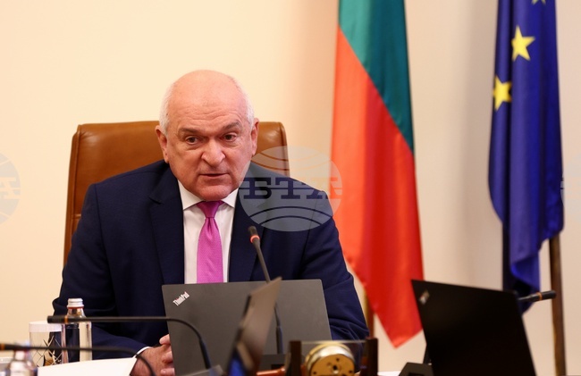 Caretaker Cabinet to Allocate BGN 2 Mln to Some 20,000 Households Affected by Power Outages, PM Says