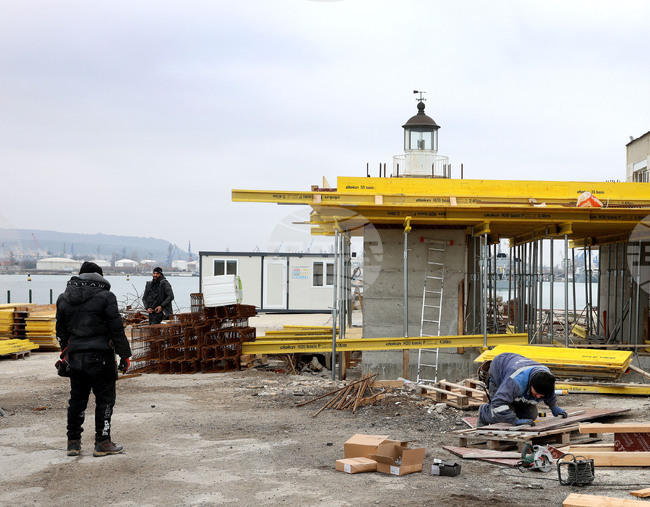 Варна - пристанище "Варна - Изток" - рейдова кула - строителство