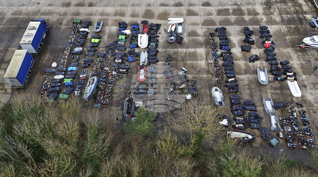 Над 500 души са пристигнали с малки лодки на британския бряг през Ламанша вчера