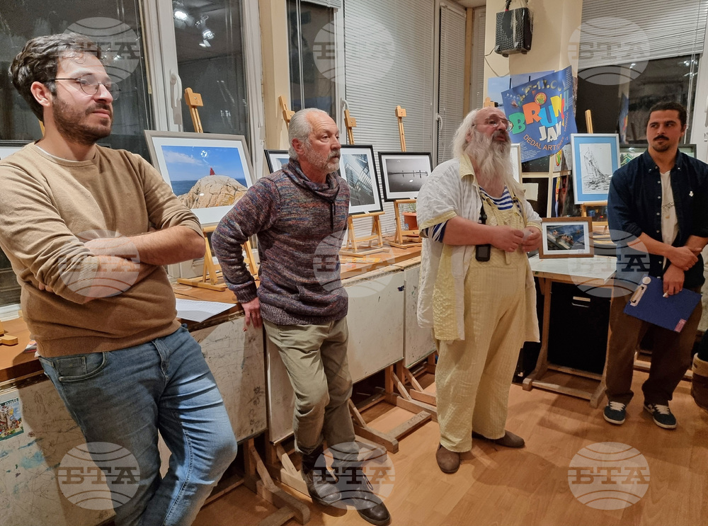 Варна - школа „Дедал“ - годишна среща - сборна изложба